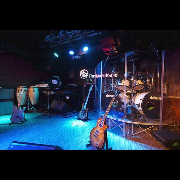 Meet your Posher, Ralph - Picture 1 of 1